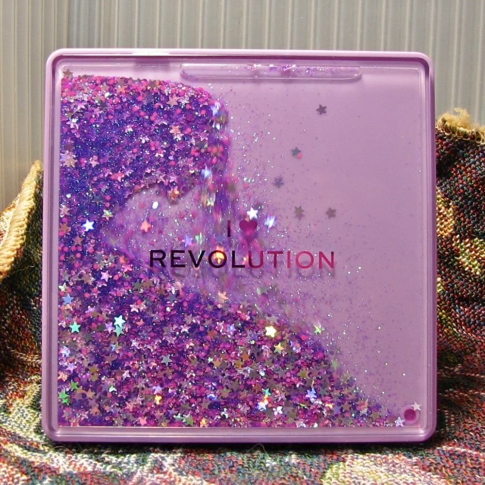 Revolution I šFortune Seeker Palette/Lipstick - Picture 7 of 8